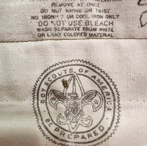 Vintage 1970's Boy Scout Shorts - Picture 3 of 3